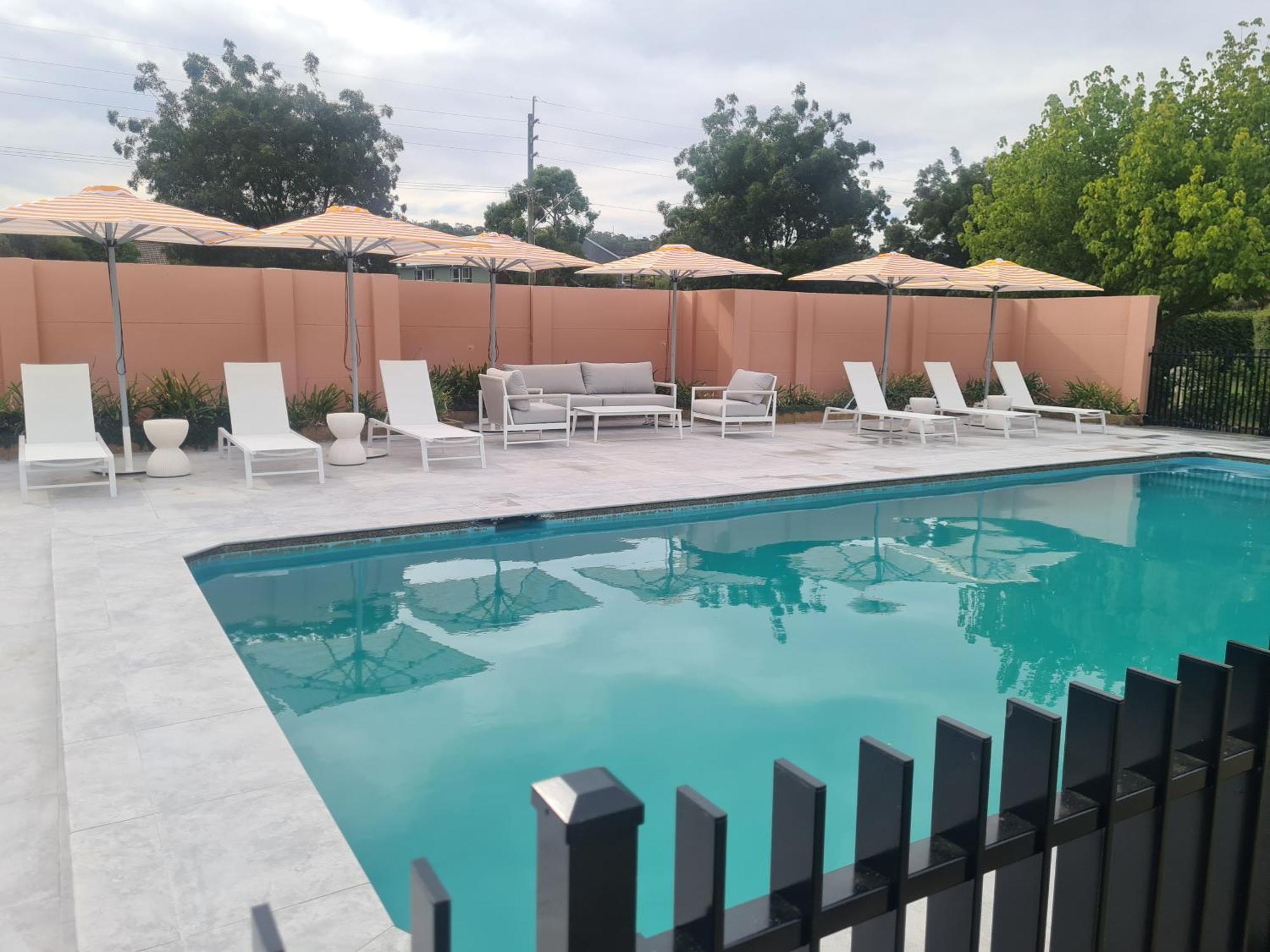 Burringa Garden Motel Wagga Wagga Ngoại thất bức ảnh